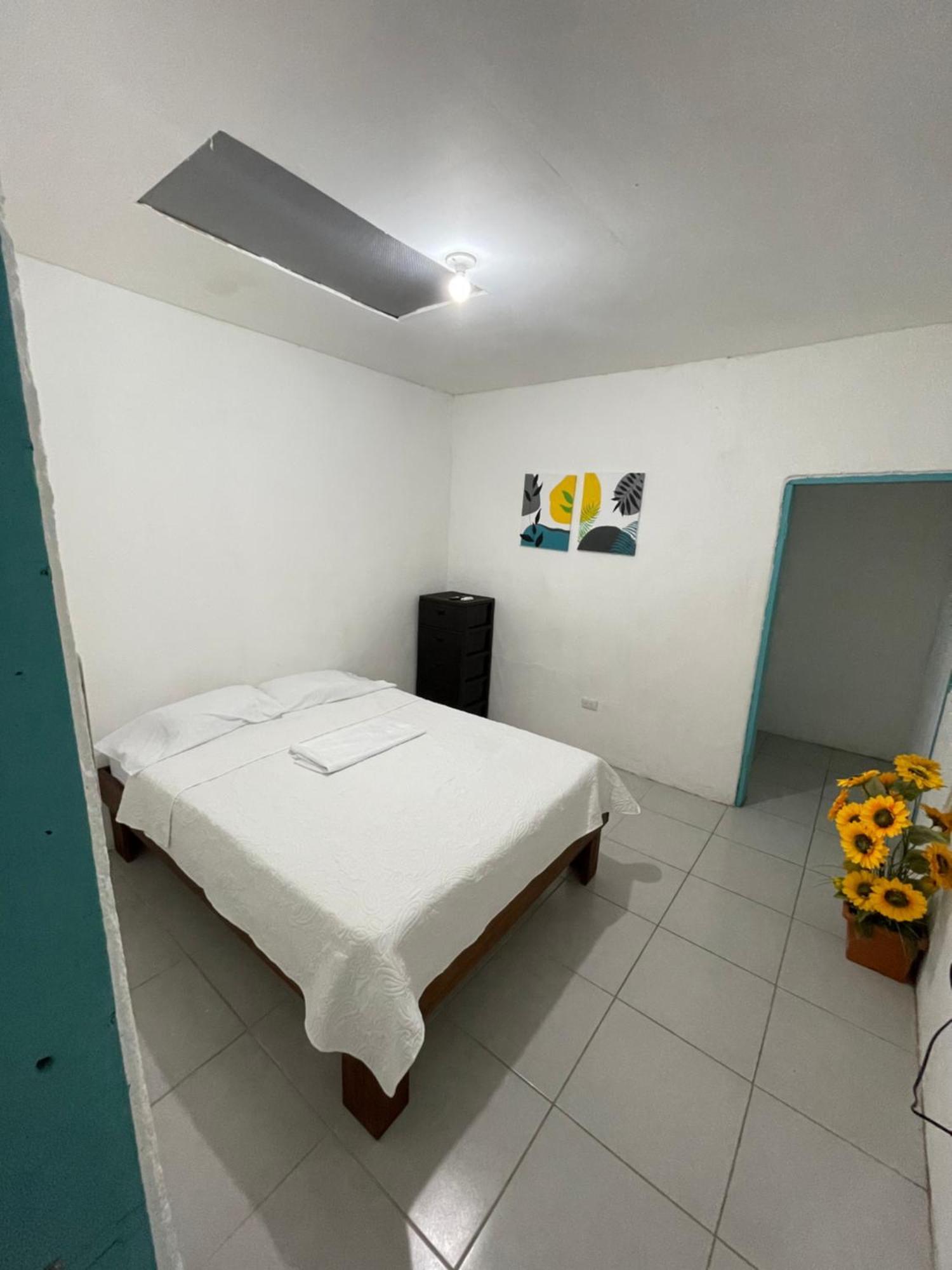 Tourquesa Excellent Wifi Private Liberia